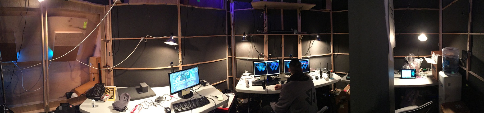 Control room for one wing